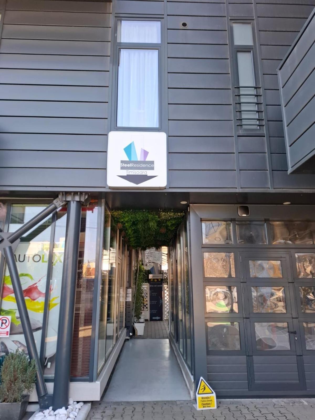 Apartments Steel Residence- Tesla Drive Experience 티미쇼아라 외부 사진